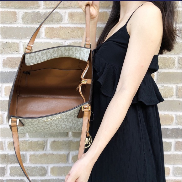 Gaby’sBags👜💕- Michael Kors Tote Signature MK - Picture 4 of 7